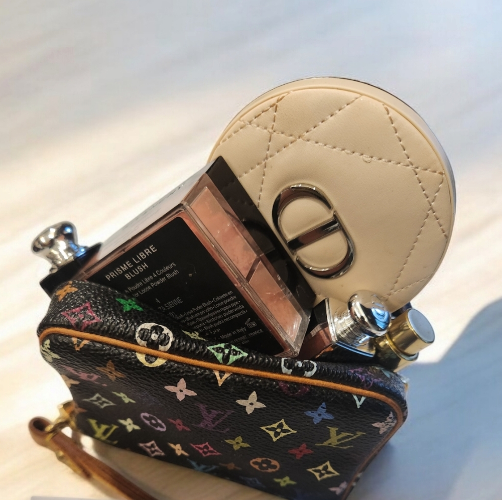 Louis vuitton Wapity 100% authentic